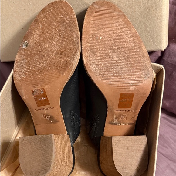 Madewell Black Leather Block Heel Mules - Picture 4 of 4